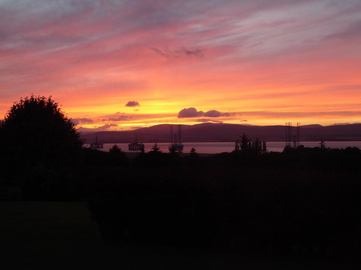 High Fields Bed & Breakfast Cromarty Dış mekan fotoğraf